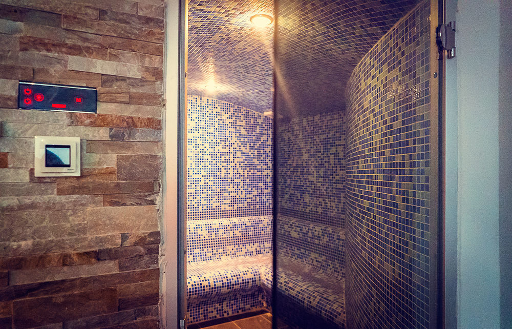 Perla Hotel Slanic Moldova Ngoại thất bức ảnh